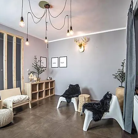 Bystry Comfort فندق مبيت وإفطار